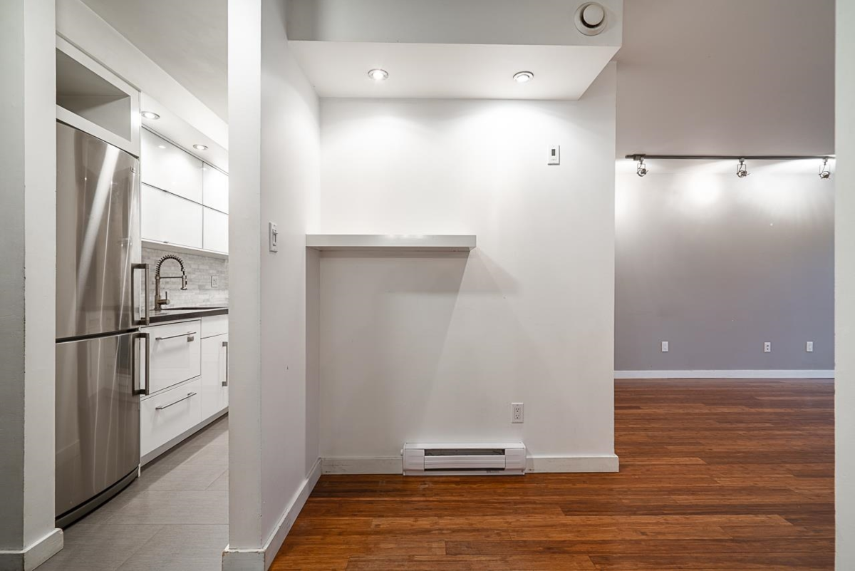 Breakfast Nook Photo of 103 808 E 8th Avenue, Vancouver, BC