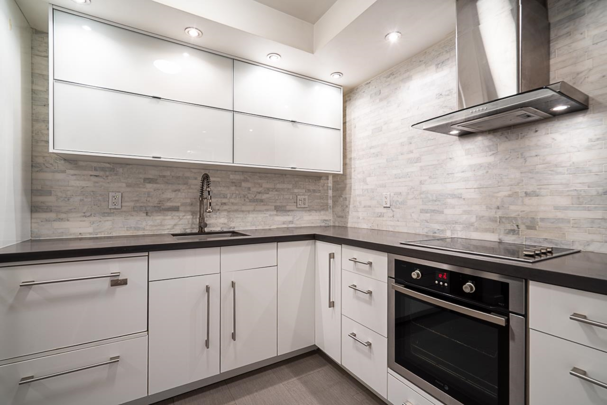 Living Room Photo of 103 808 E 8th Avenue, Vancouver, BC