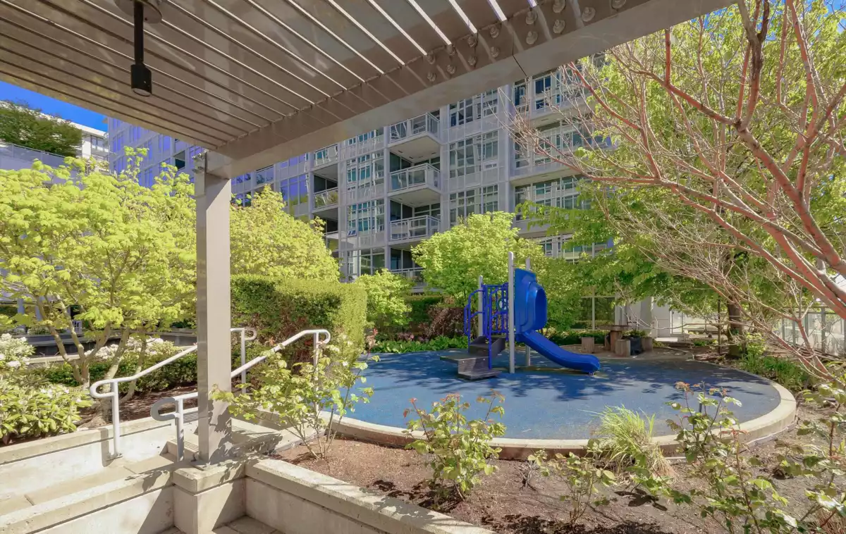 Guest Bathroom Photo of 560 6288 No. 3 Road, Richmond, BC
