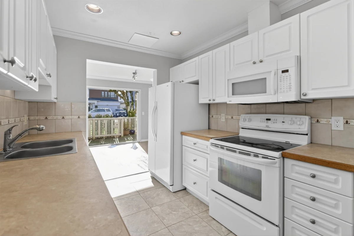 Bedroom 2 Photo of 22 19051 119th Avenue, Pitt Meadows, BC