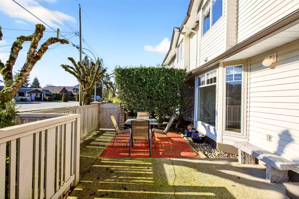 Staircase Photo of 22 19051 119th Avenue, Pitt Meadows, BC