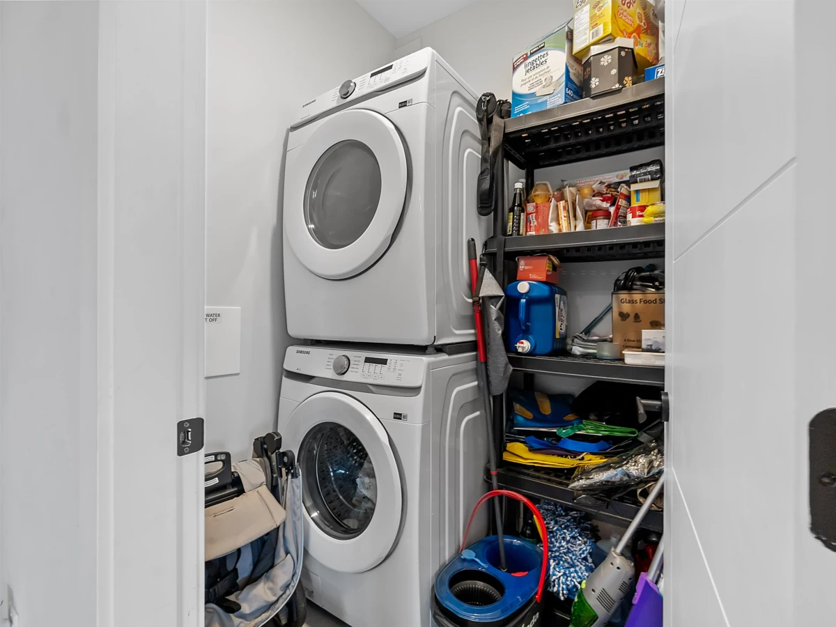 Entry Foyer Photo of 310 20360 Logan Avenue, Langley, BC