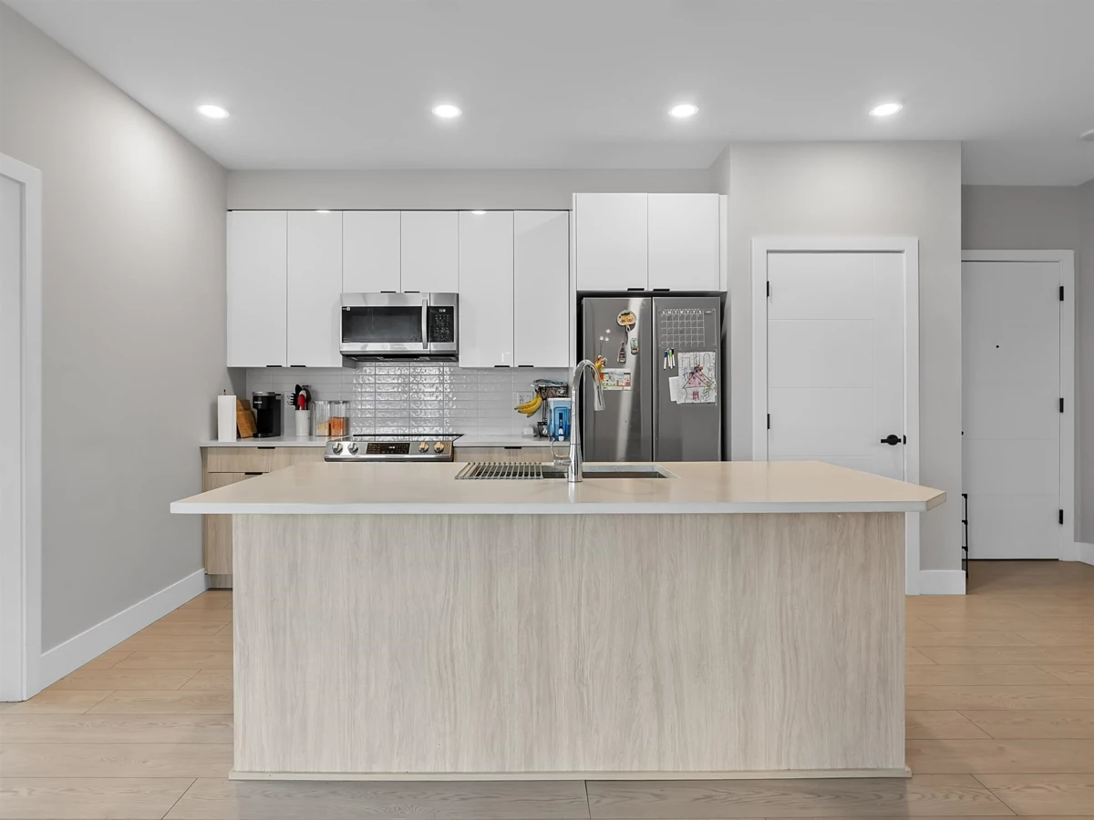 Living Room Photo of 310 20360 Logan Avenue, Langley, BC