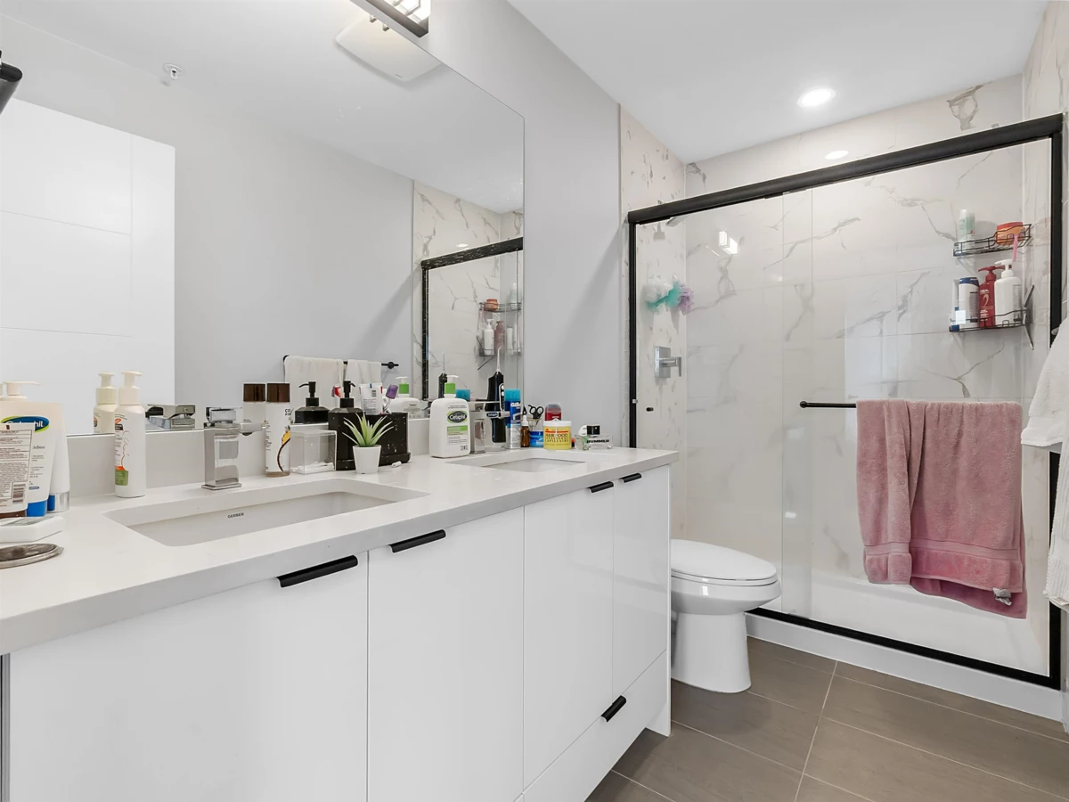 Walk-In Closet Photo of 310 20360 Logan Avenue, Langley, BC