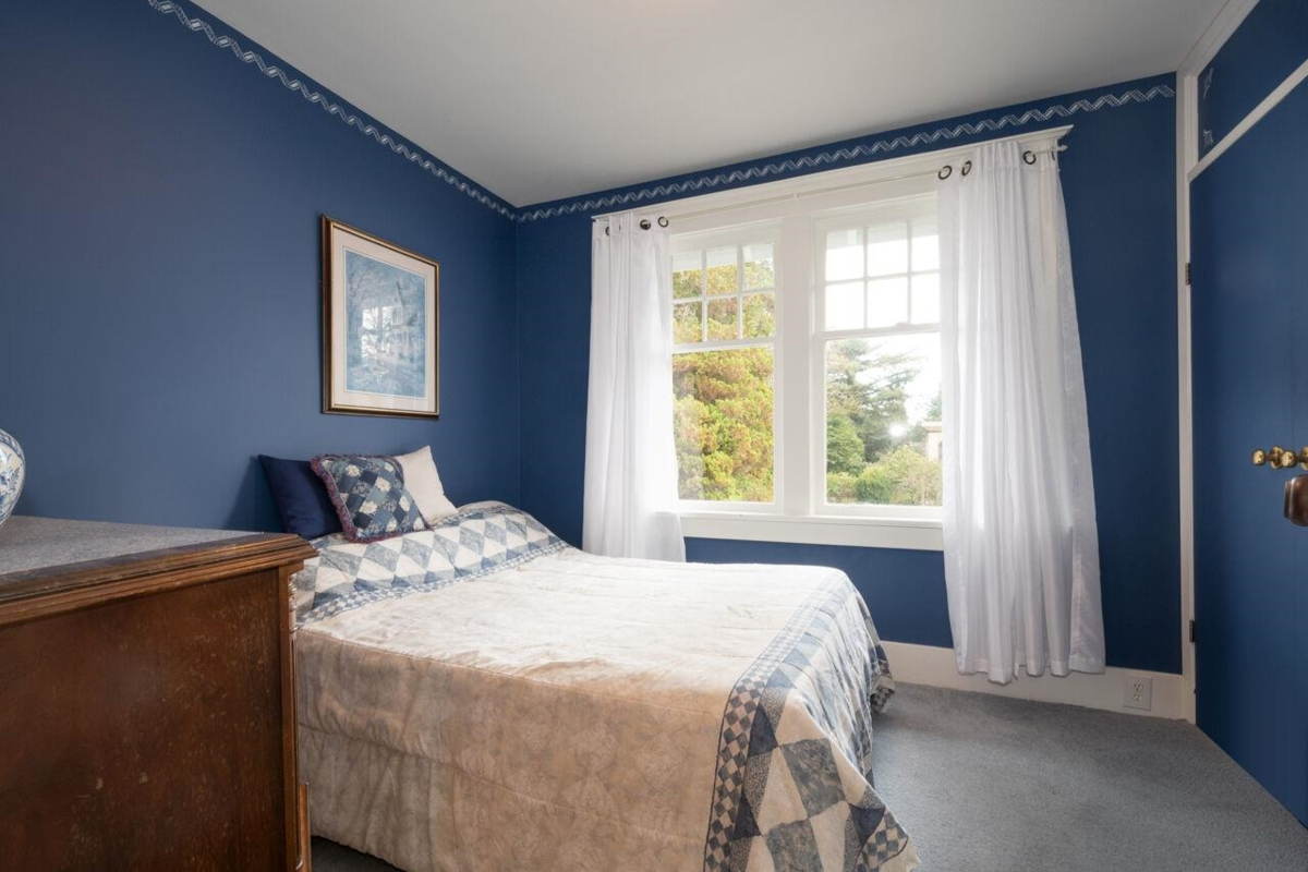 Outdoor Patio Photo of 4825 Connaught Drive, Vancouver, BC