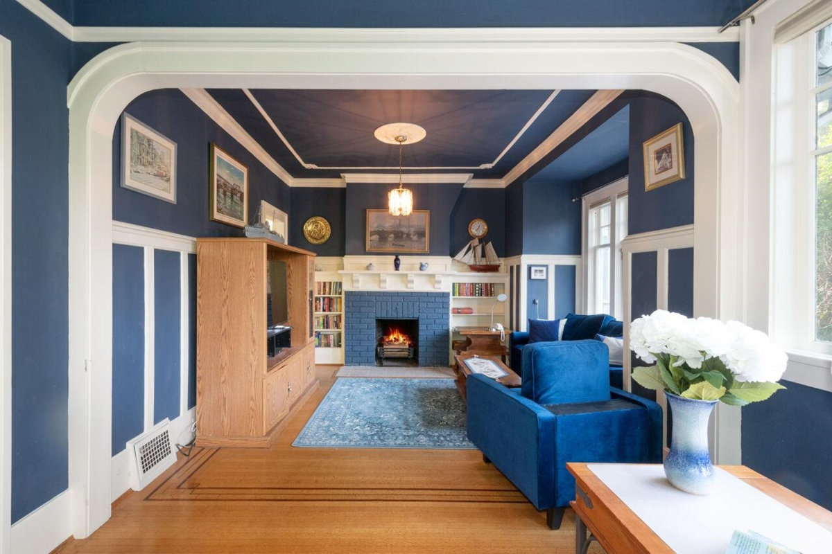 Primary Bathroom Photo of 4825 Connaught Drive, Vancouver, BC