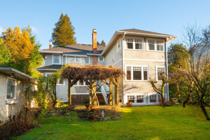 Swimming Pool Photo of 4825 Connaught Drive, Vancouver, BC