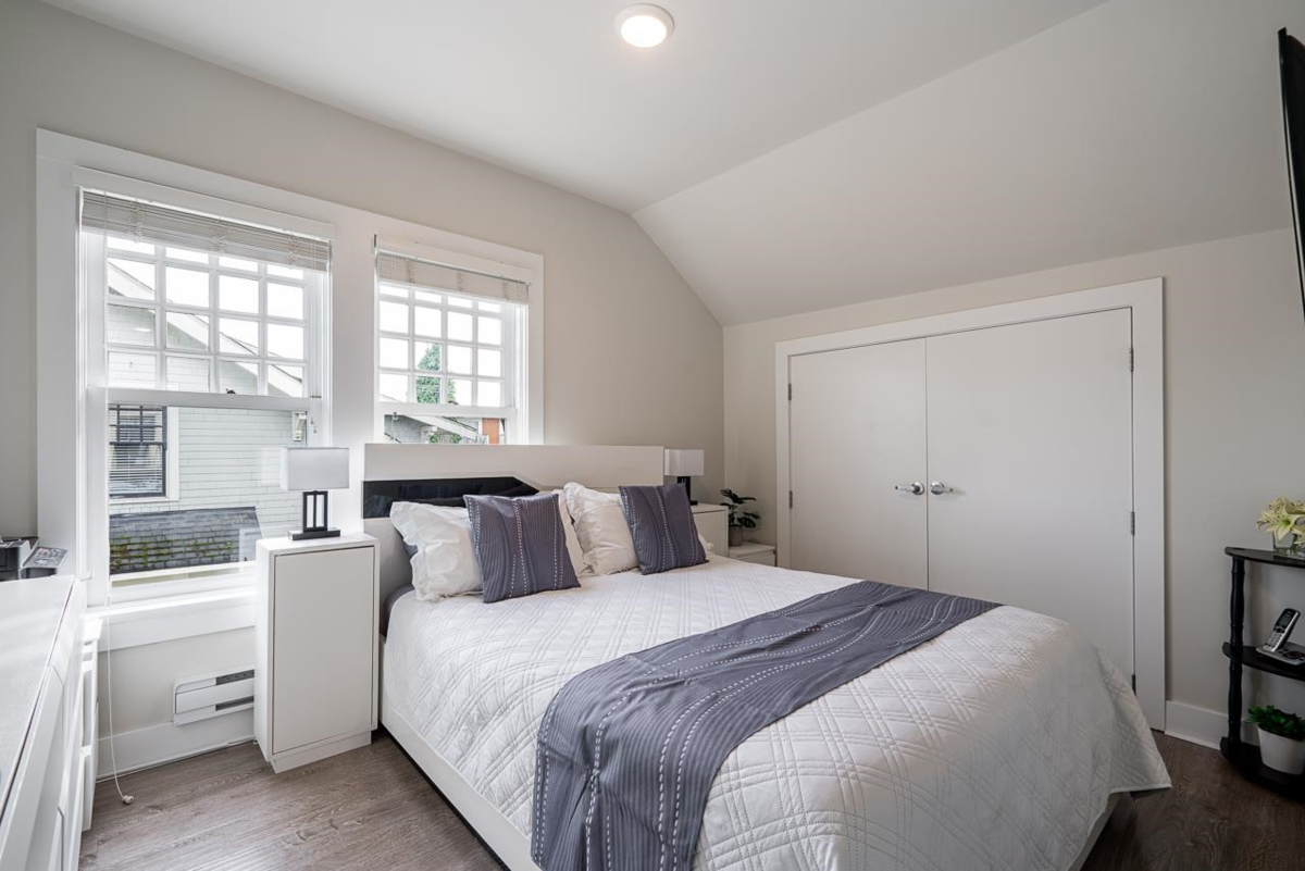 Bedroom 3 Photo of 406 Eighth Street, New Westminster, BC
