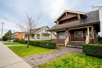406 Eighth Street, New Westminster, BC
