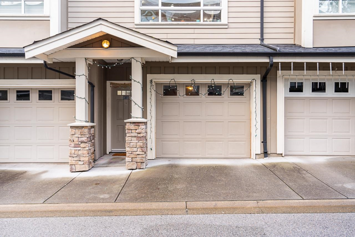 Garage Interior Photo of 37 2955 156 Street, Surrey, BC