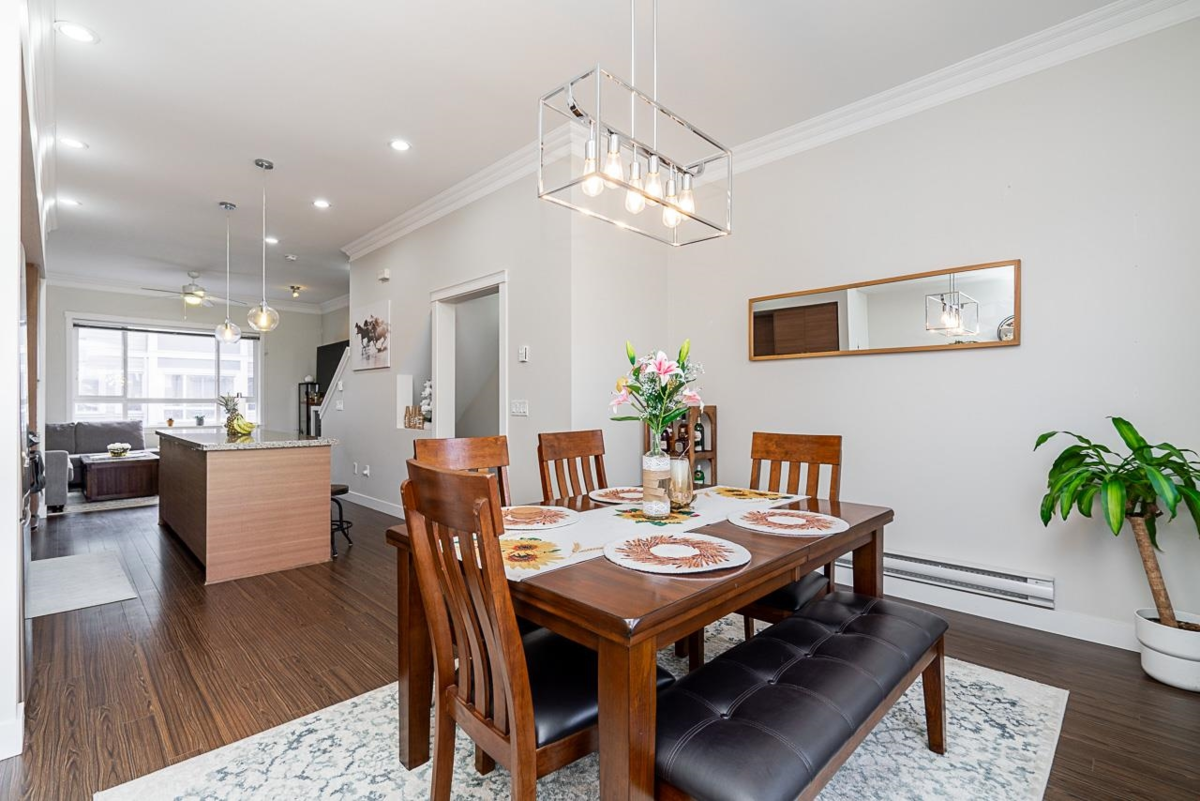 Living Room Photo of 37 2955 156 Street, Surrey, BC