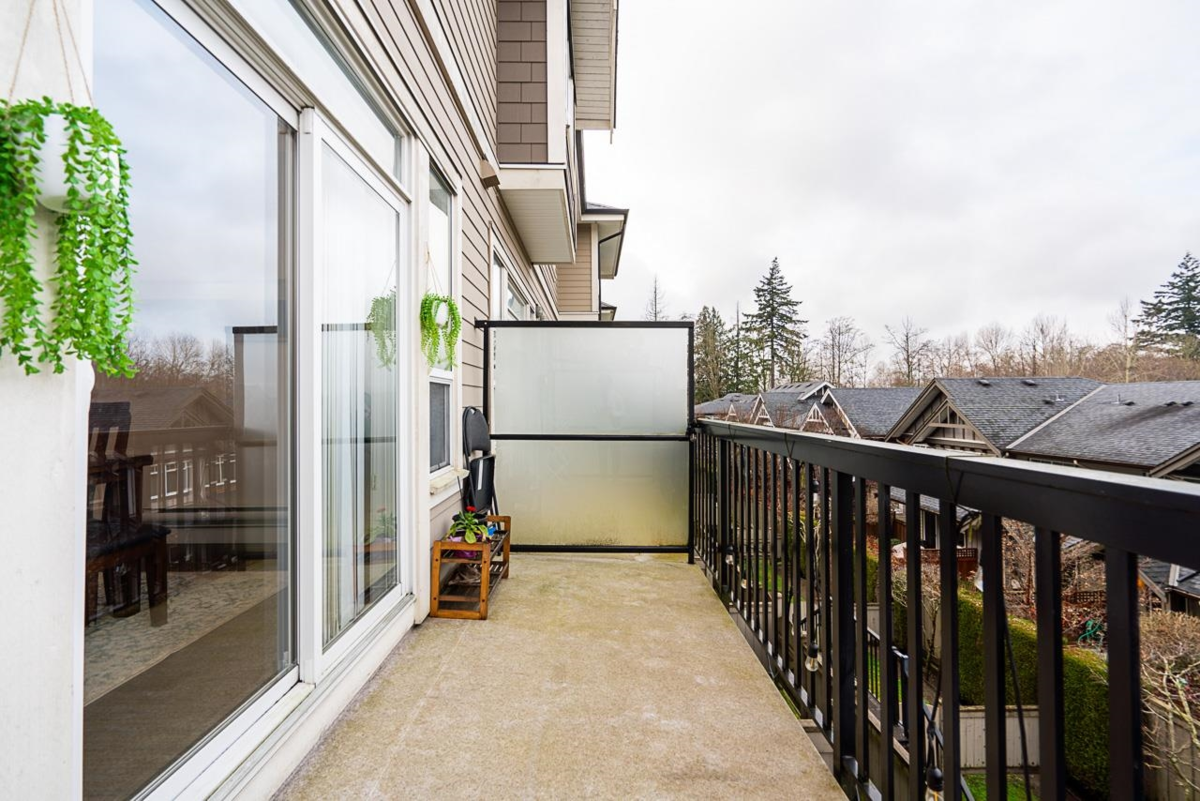 Office / Den Photo of 37 2955 156 Street, Surrey, BC