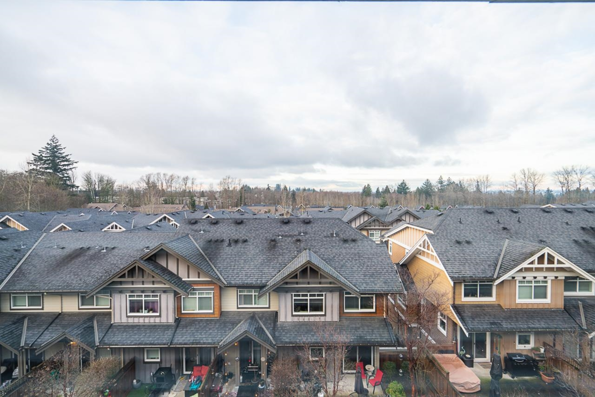 Powder Room Photo of 37 2955 156 Street, Surrey, BC