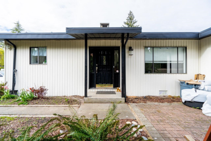 Primary Bathroom Photo of 1766 139 Street, Surrey, BC