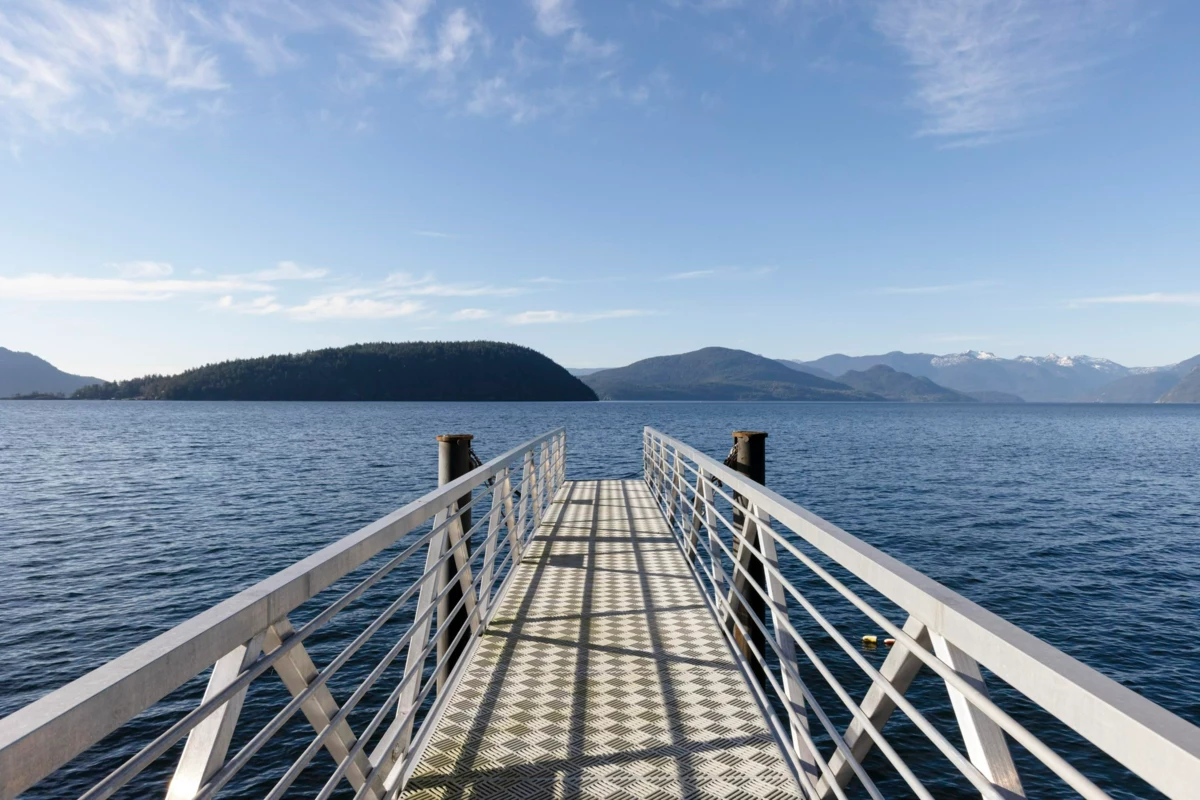 Family Room Photo of 2 Strachan Point Road, West Vancouver, BC