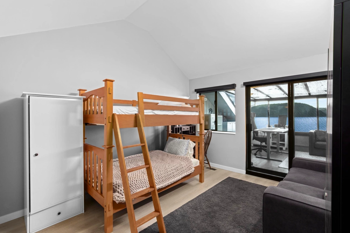 Neighborhood Park Photo Near 2 Strachan Point Road, West Vancouver, BC