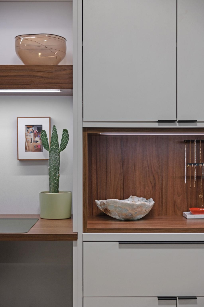 Entry Foyer Photo of 1007 1177 Hornby Street, Vancouver, BC