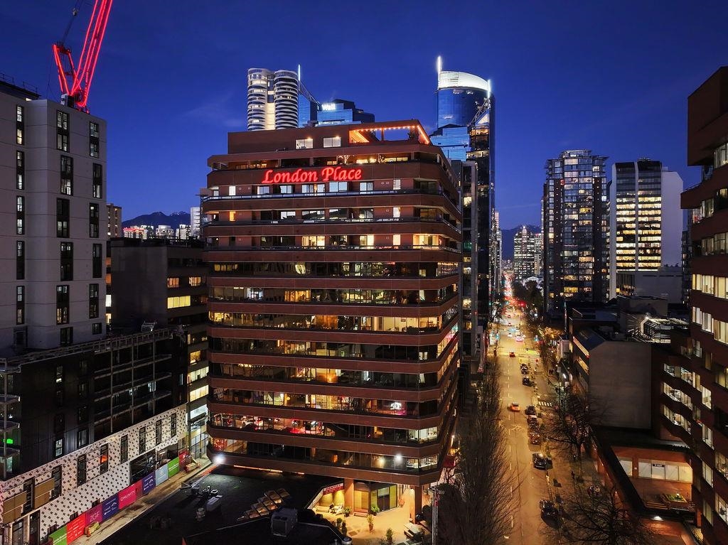 Fitness Center Photo Near 1007 1177 Hornby Street, Vancouver, BC