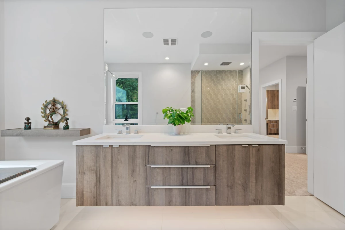 Basement Recreation Room Photo of 3404 Mamquam Road, Squamish, BC