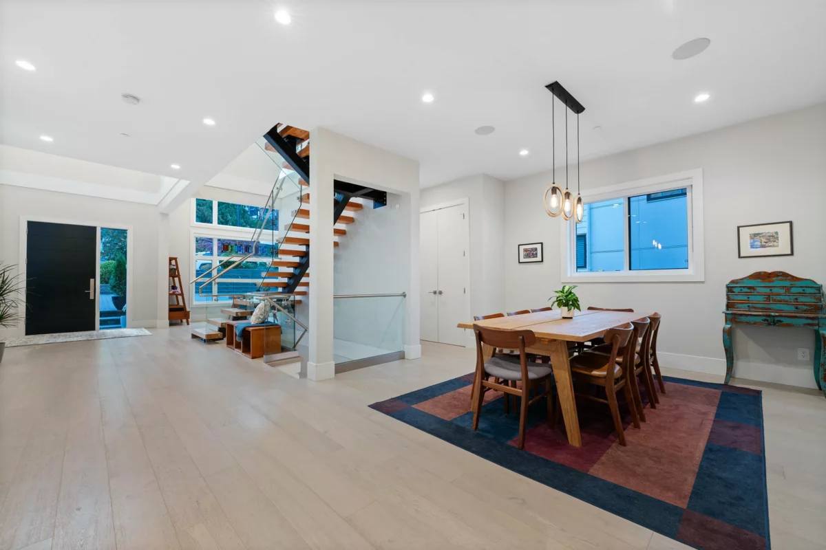 Bedroom 2 Photo of 3404 Mamquam Road, Squamish, BC