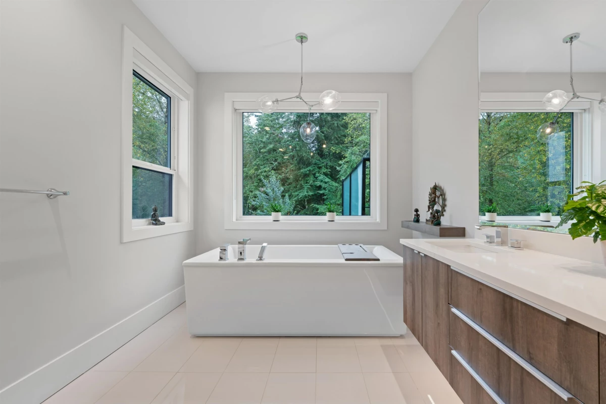 Laundry Room Photo of 3404 Mamquam Road, Squamish, BC