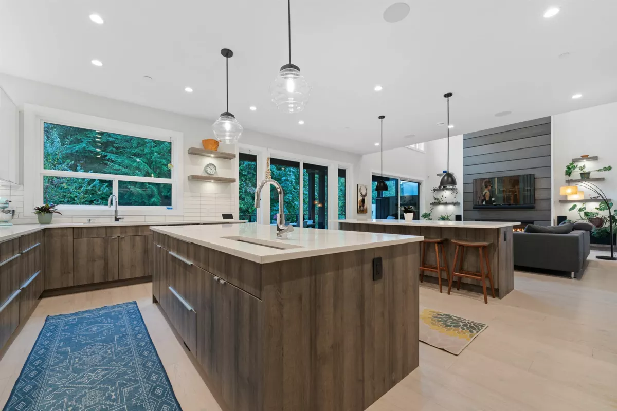 Pantry Photo of 3404 Mamquam Road, Squamish, BC