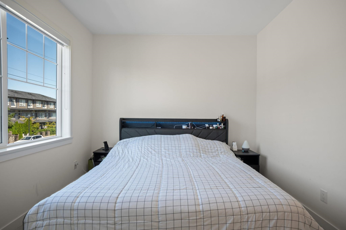 Bedroom 4 Photo of 1 7780 Bridge Street, Richmond, BC