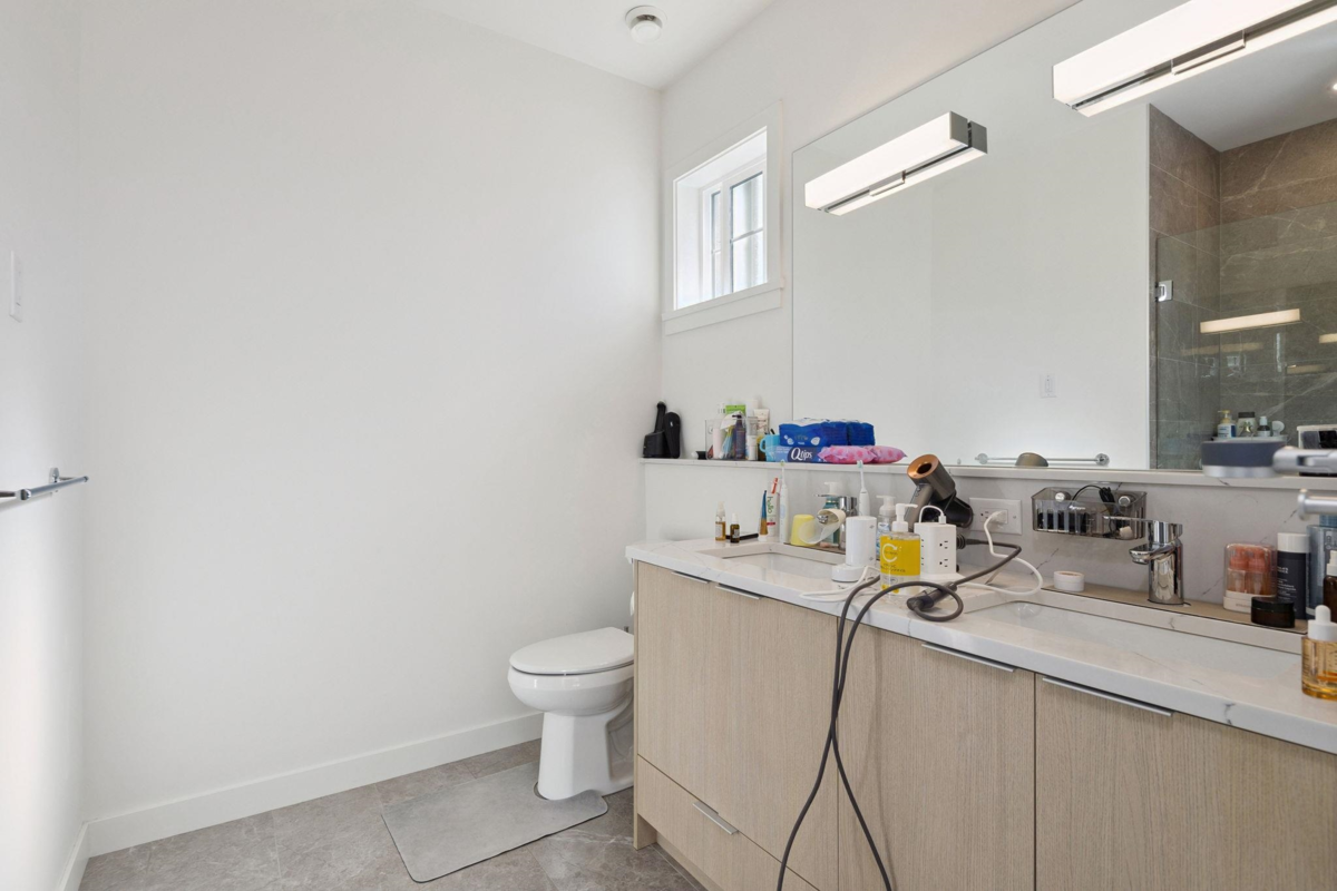 Garden / Landscaping Photo of 1 7780 Bridge Street, Richmond, BC