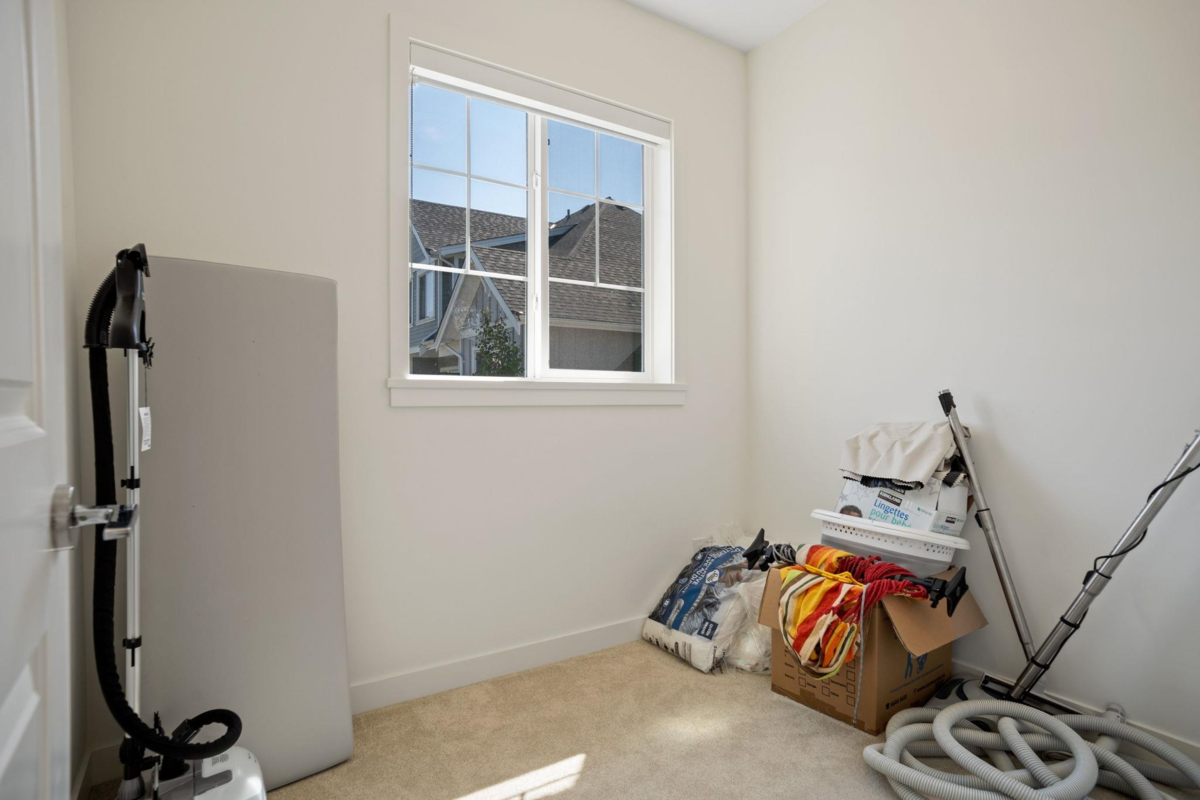 Mudroom Photo of 1 7780 Bridge Street, Richmond, BC