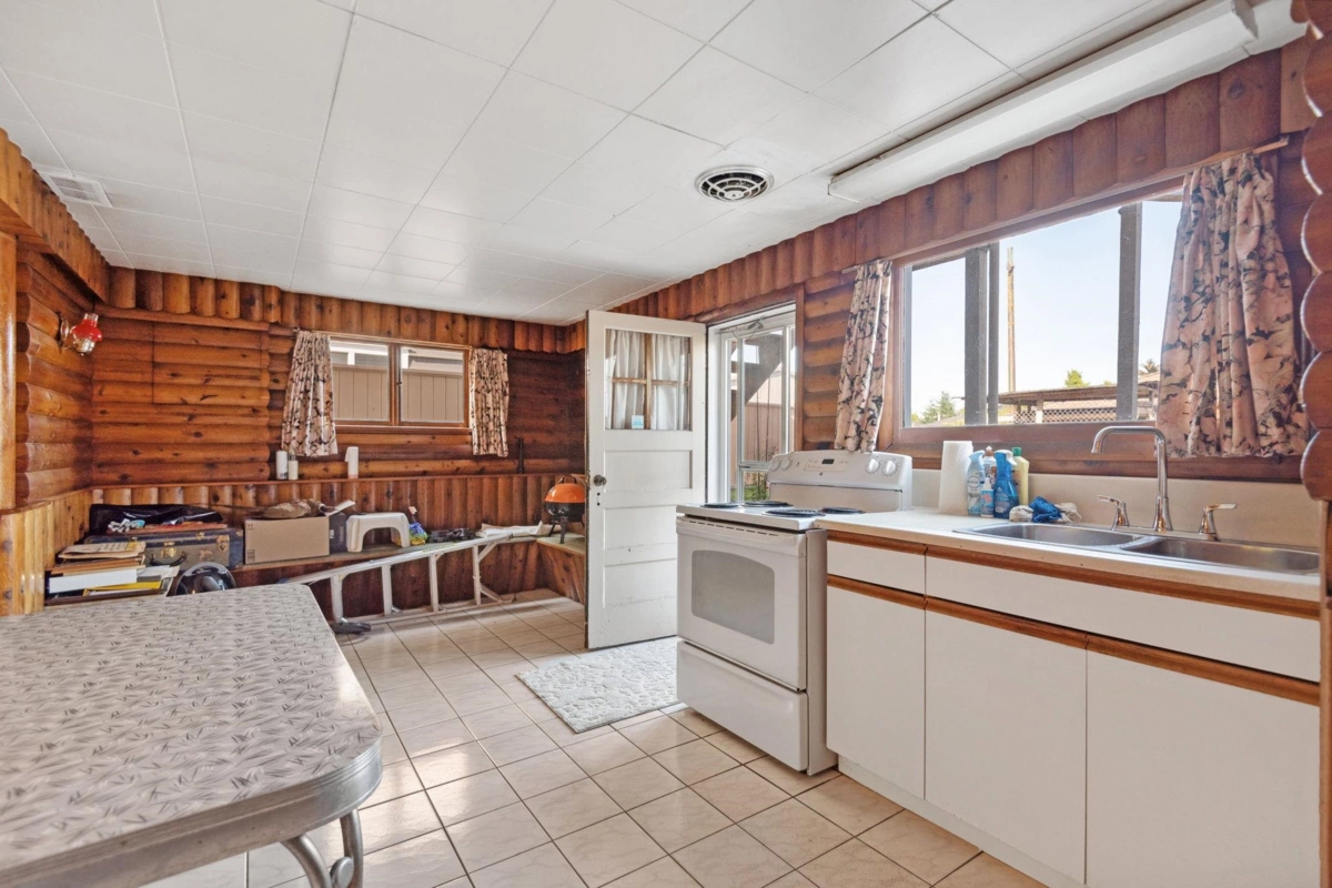 Outdoor Deck Photo of 4262 Dumfries Street, Vancouver, BC