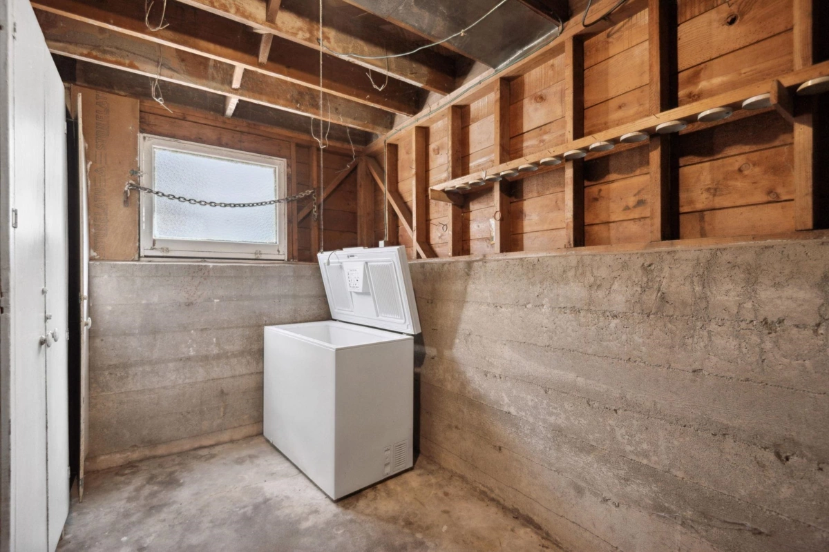Outdoor Kitchen Photo of 4262 Dumfries Street, Vancouver, BC