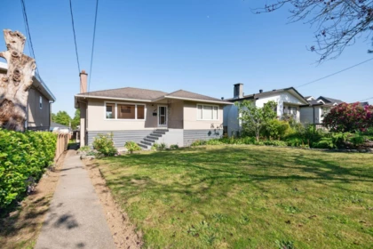 4262 Dumfries Street, Vancouver, BC, Vancouver — Single Family Residence for sale