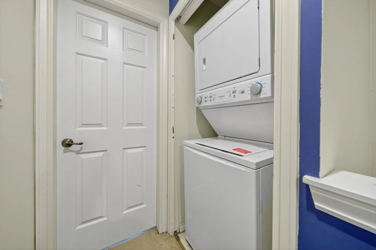 Bedroom 3 Photo of 30 7250 144 Street, Surrey, BC