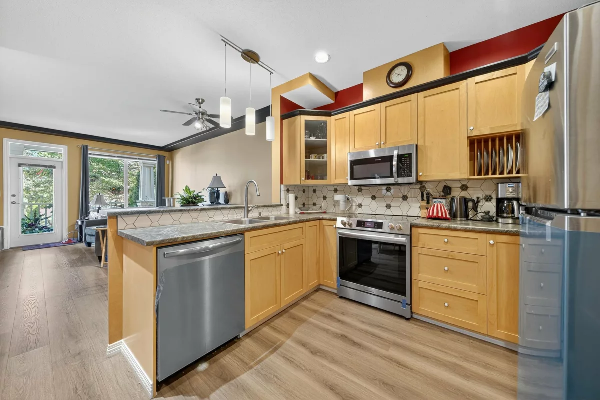 Kitchen Island Photo of 30 7250 144 Street, Surrey, BC