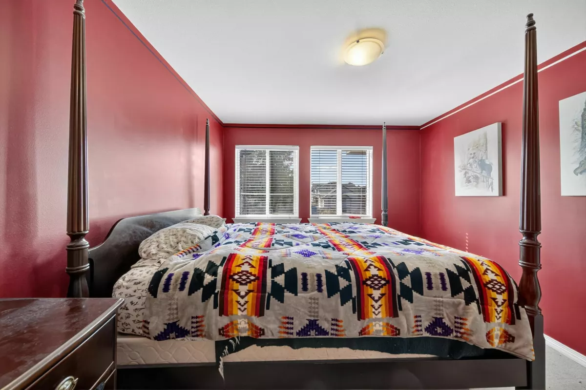 Walk-In Closet Photo of 30 7250 144 Street, Surrey, BC