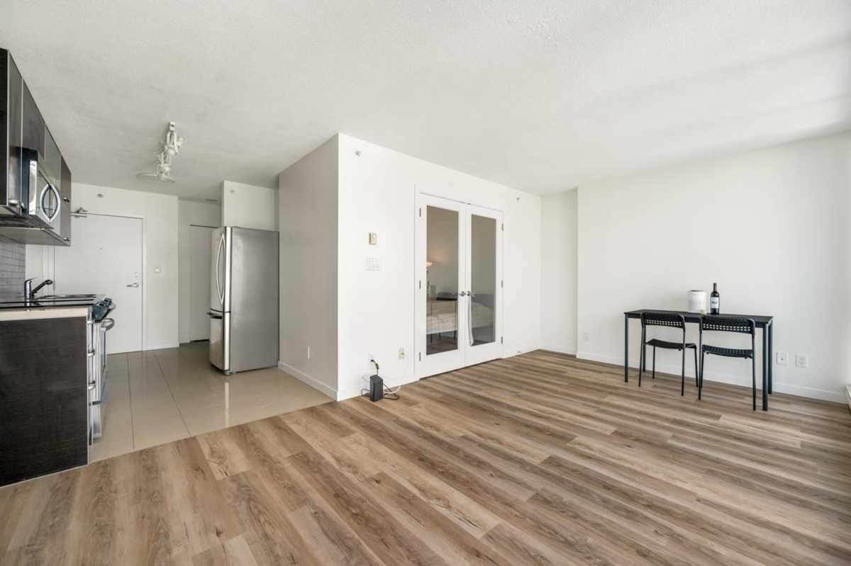 Bedroom 3 Photo of 3001 9981 Whalley Boulevard, Surrey, BC