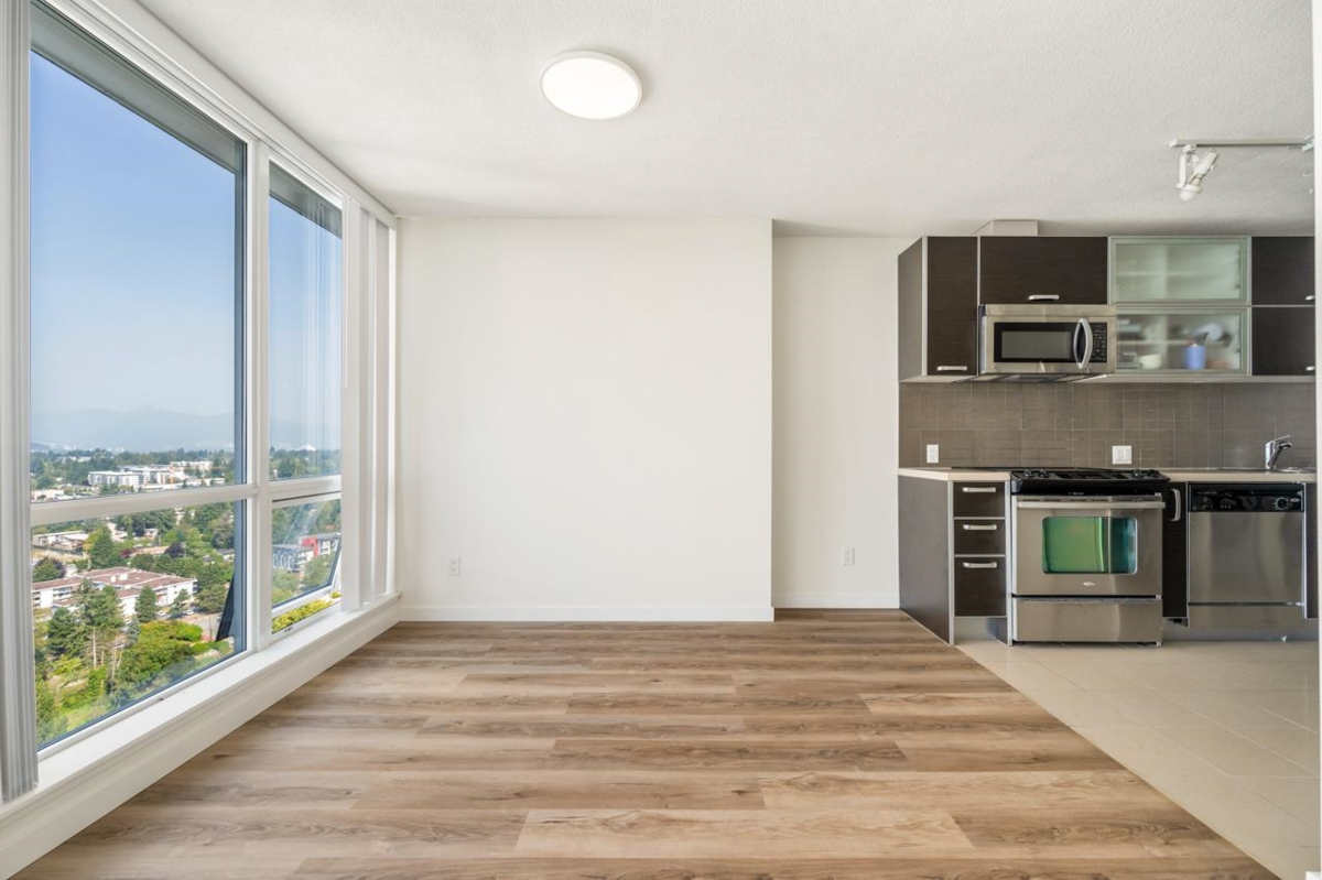 Bedroom 4 Photo of 3001 9981 Whalley Boulevard, Surrey, BC