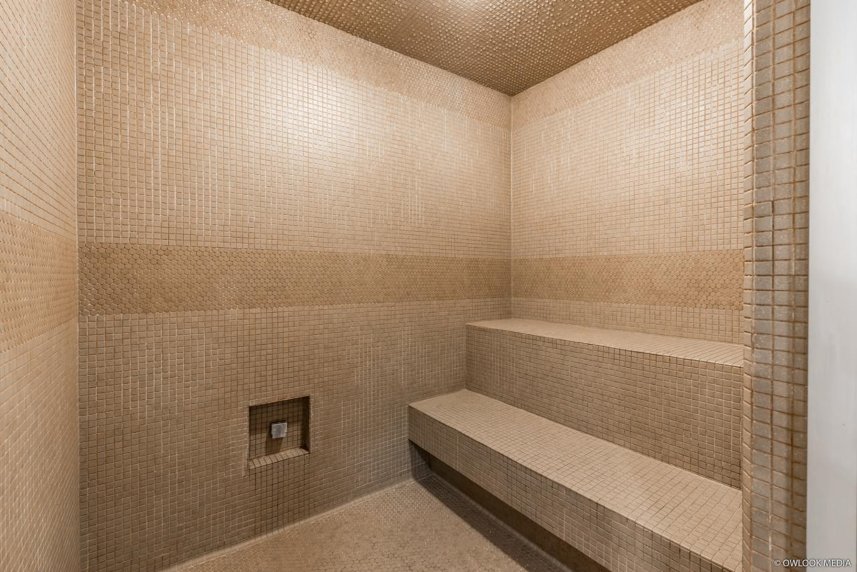 Exterior Rear Photo of 3001 9981 Whalley Boulevard, Surrey, BC