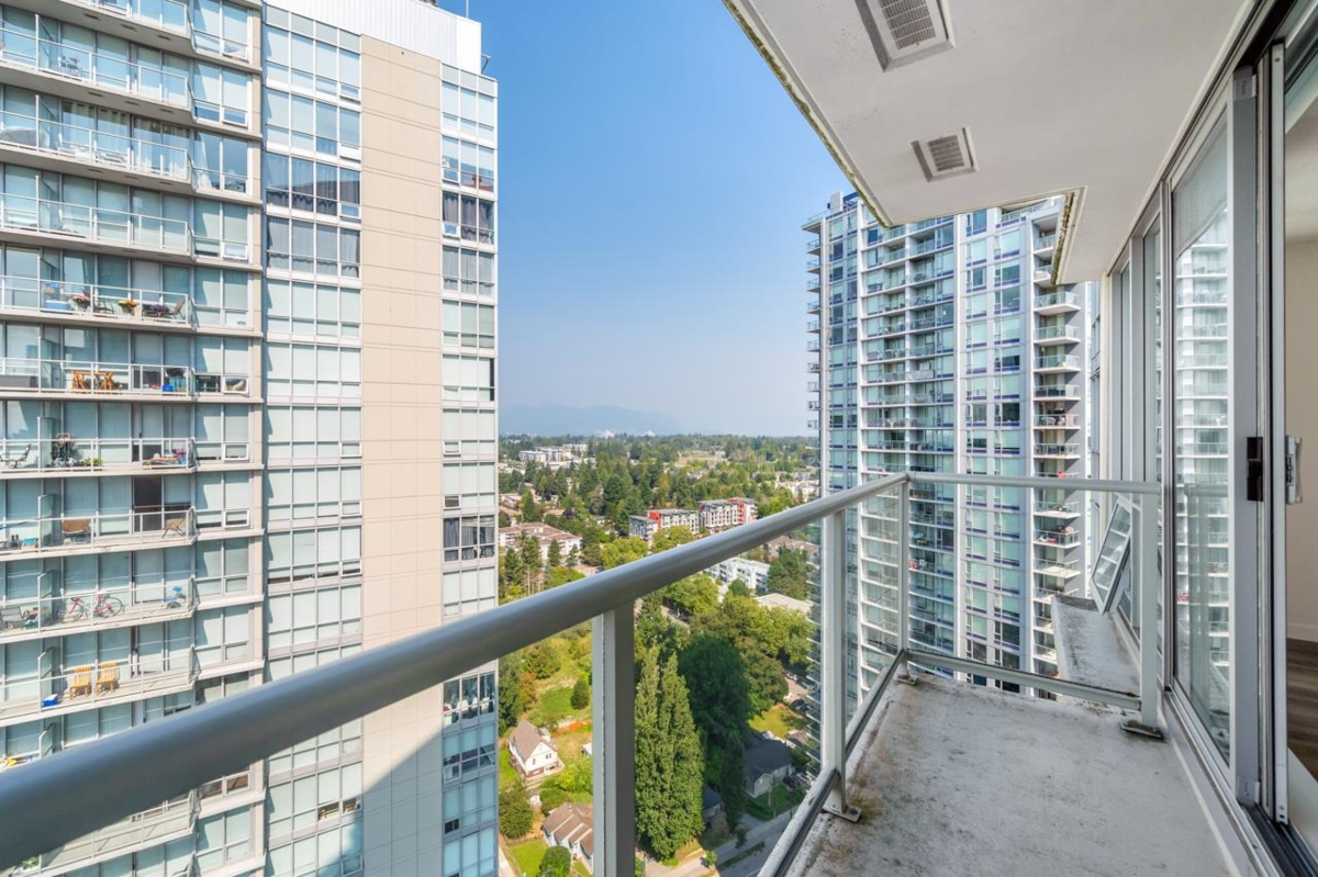 Loft / Bonus Room Photo of 3001 9981 Whalley Boulevard, Surrey, BC