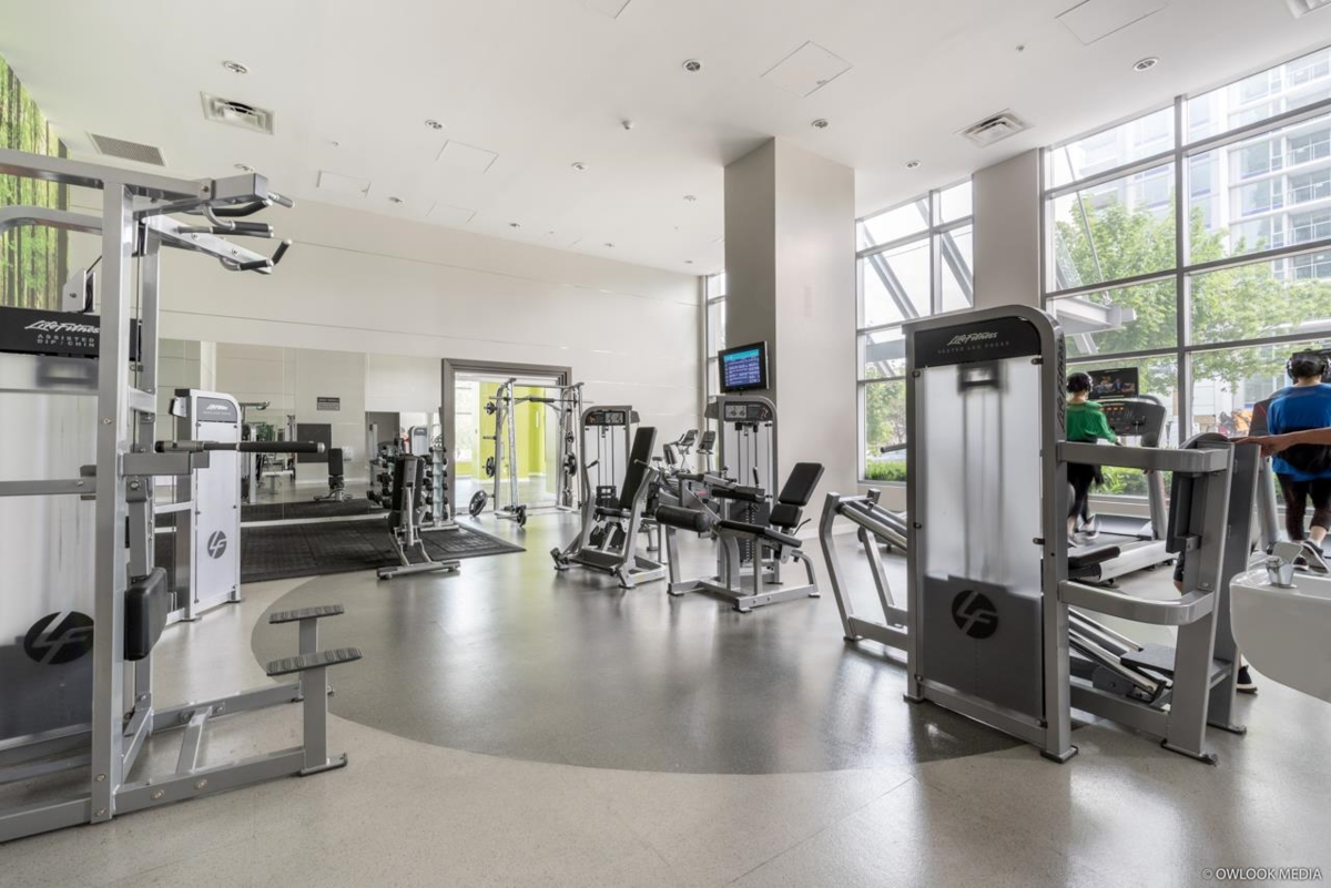 Mudroom Photo of 3001 9981 Whalley Boulevard, Surrey, BC