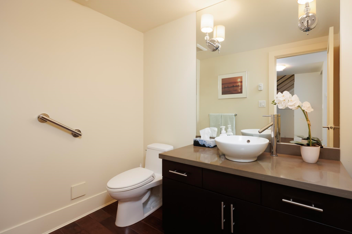 Primary Bathroom Photo of 112 4101 Yew Street, Vancouver, BC