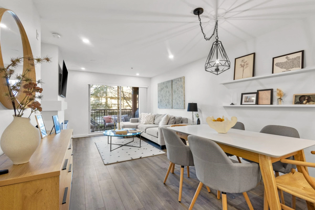 Dining Area Photo of 201 200 Klahanie Drive, Port Moody, BC
