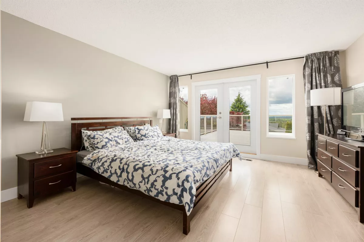 Basement Recreation Room Photo of 7642 Garfield Drive, Delta, BC