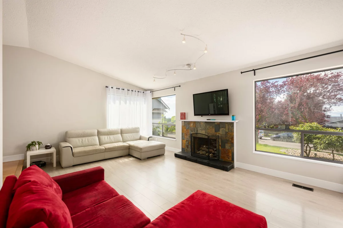 Dining Area Photo of 7642 Garfield Drive, Delta, BC