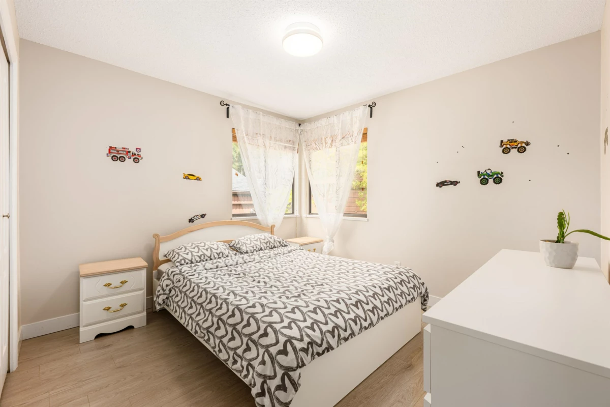 Mudroom Photo of 7642 Garfield Drive, Delta, BC