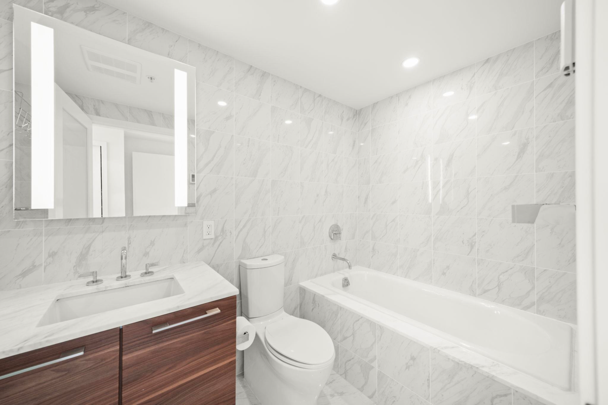 Bedroom 4 Photo of 1808 8555 Granville Street, Vancouver, BC