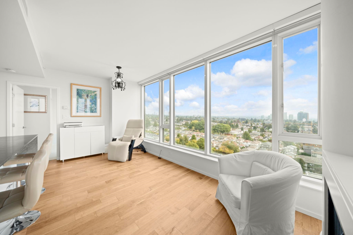 Pantry Photo of 1808 8555 Granville Street, Vancouver, BC