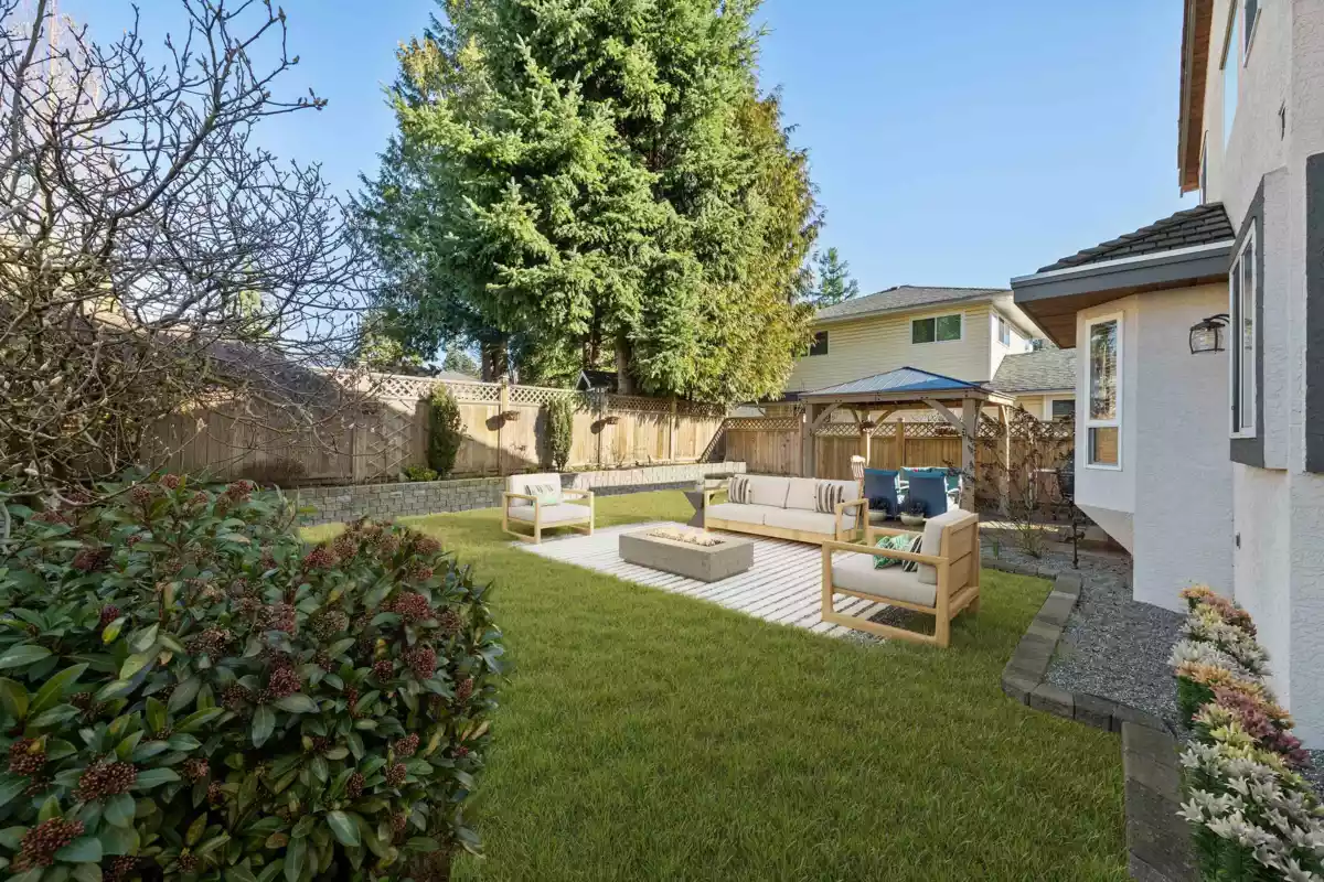Primary Bedroom Photo of 14027 Blackburn Avenue, White Rock, BC