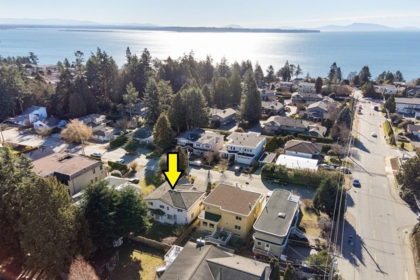 14027 Blackburn Avenue, White Rock, BC