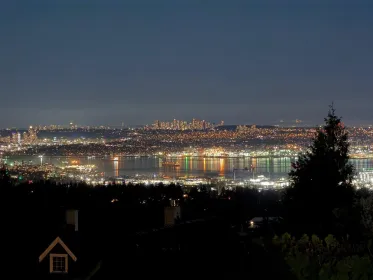 Neighborhood Park Photo Near 1111 Gilston Road, West Vancouver, BC